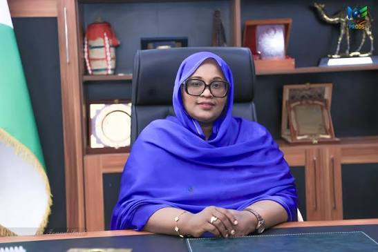 Mme Mouna Osman Aden